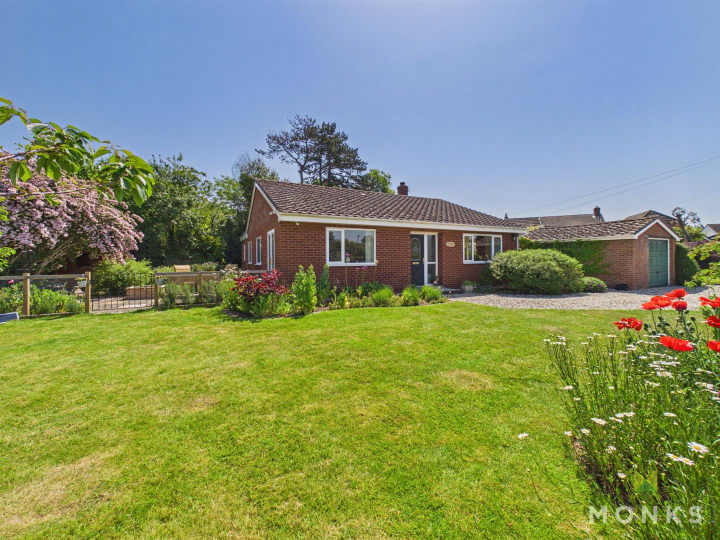 Oaklands 49 Hazlitt Place, Shrewsbury, SY4 5JP For Sale